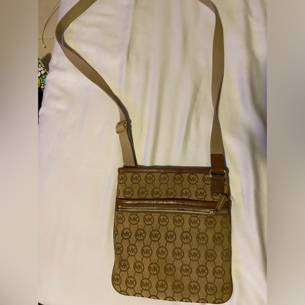 Michael Kors Crossbody